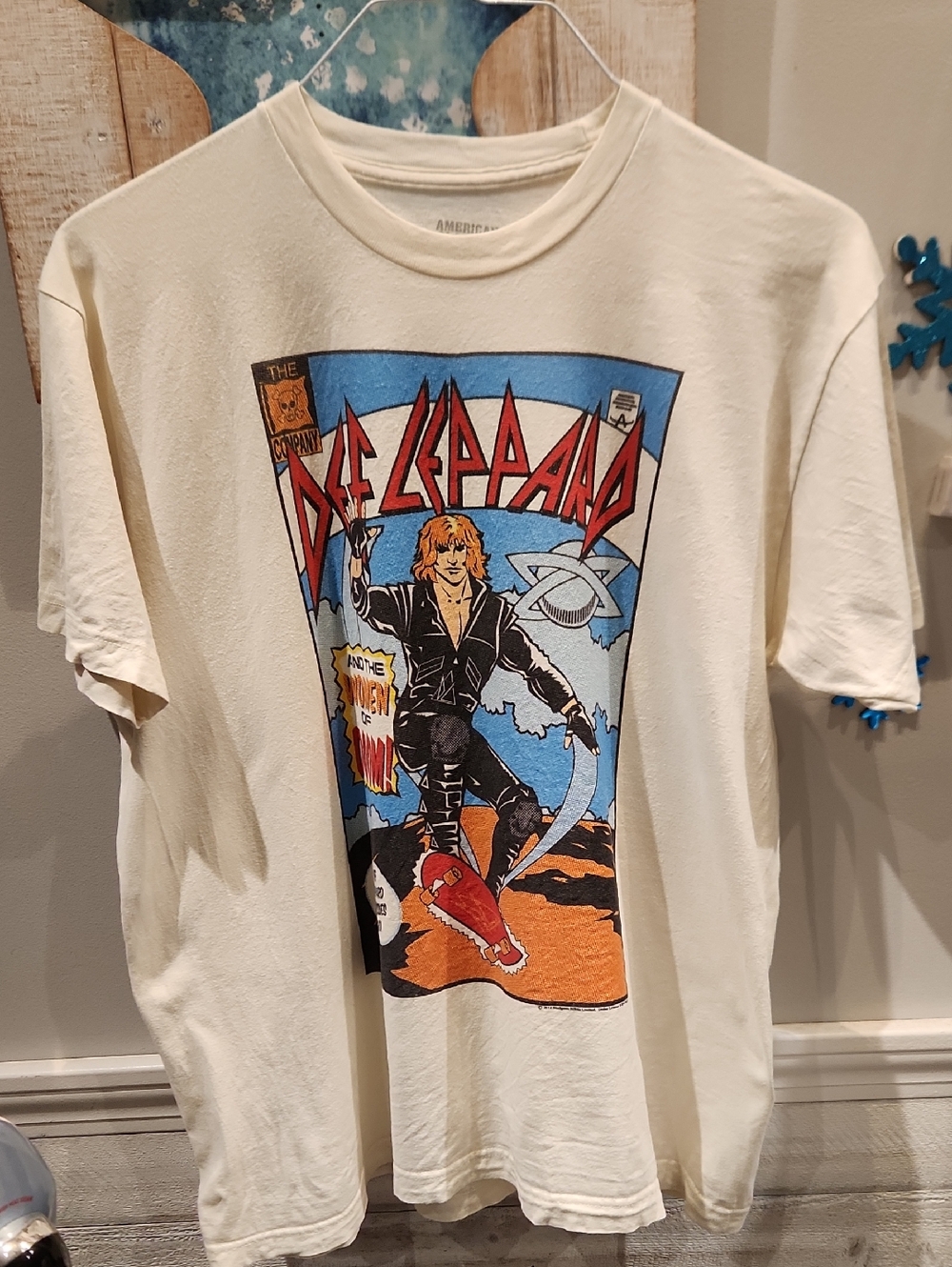 EUC 2016 American Classics Def Leppard Men's Sz L 100% Cotton